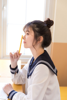 灵媒女主